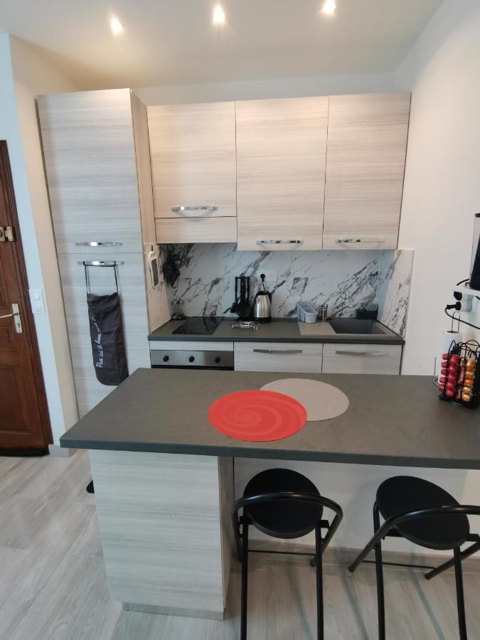 칸느 Coquet 2 Pieces Entierement Renove Et Climatise 아파트 외부 사진